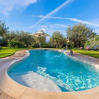 Villa Serenity Garden Pool