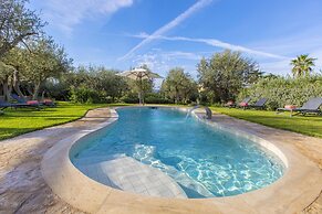 Villa Serenity Garden Pool
