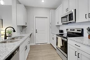 Swiftwater Apartments By Barsala