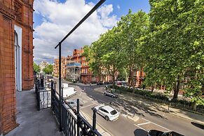 The Knightsbridge Residences