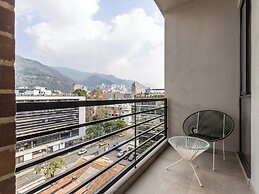 Area By Wynwood House