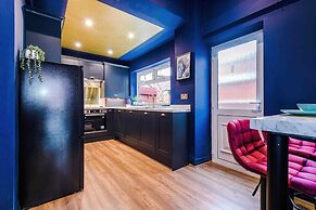 Large 5 Bedroom Home perfect for groups