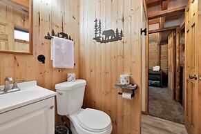 Fox & Bears Retreat#2190