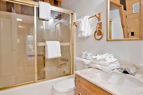 Fox & Bears Retreat#2190