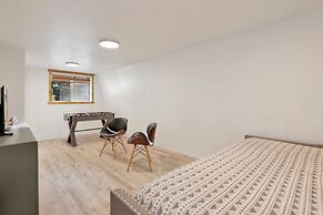 Fox & Bears Retreat#2190