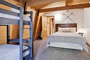 Fox & Bears Retreat#2190