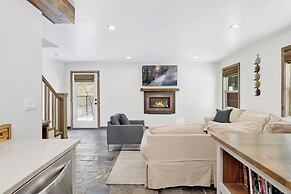 Village Chic Chalet #2113