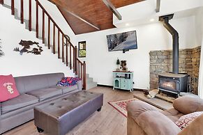 Georgia Street Retreat #2344