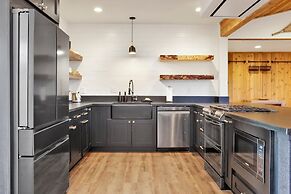 Gold Mountain Hideaway! #2350