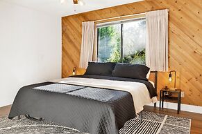 Gold Mountain Hideaway! #2350