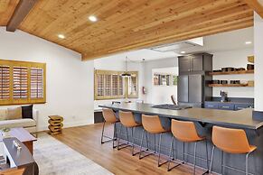 Gold Mountain Hideaway! #2350