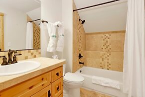 Golden OAK LOG Cabin #2206