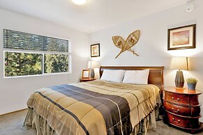 Chipmunk Treehouse #1983