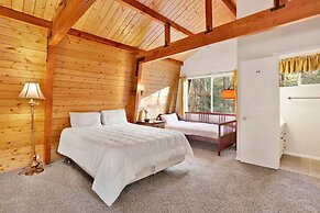 Mountain Pines Cottage #2349