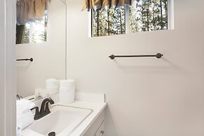 Mountain Pines Cottage #2349