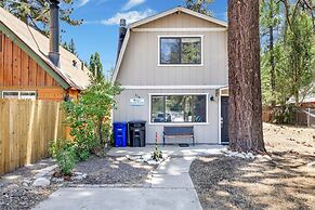 Mojave Getaway #1958