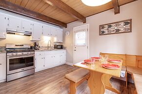 Mojave Getaway #1958