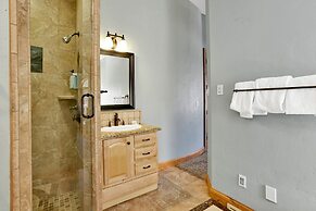 Wolf Creek Castle #2202