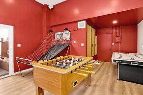 THE Grand Chalet #1989