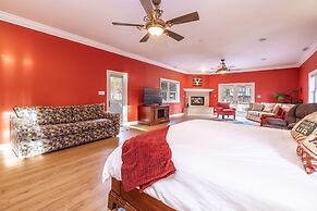 THE Grand Chalet #1989