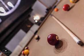 BIG Bear Gambrel #2066