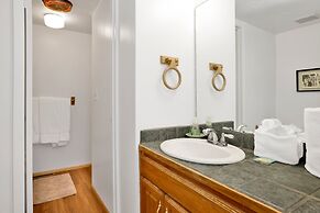 Slopeside Views Chalet #2195