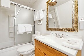 Sunrise Cottage #1800