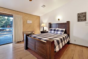 Maple Leaf Retreat #2330