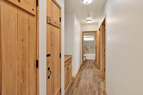 ONE Hundred Pines Ranch #2005