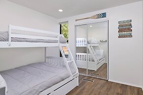 Blue JAY Getaway #2082