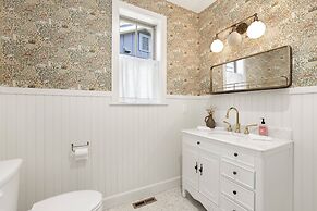 Pine Meadow Village Castle #2301