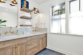 Pine Meadow Village Castle #2301