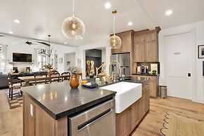 Pine Meadow Village Castle #2301