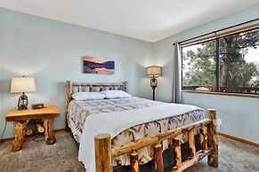 Lazy Llama Lodge #2150