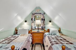 Hidden Loft Chalet #2387