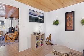 THE Bear Bauhaus #2106