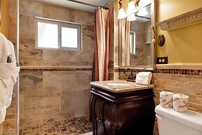 Cabin Idle Ours #933