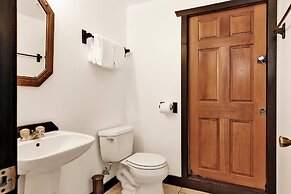 Black Diamond Chalet #1842