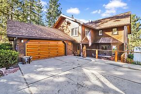 Cove Lakefront Chalet #2098