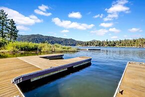 Cove Lakefront Chalet #2098