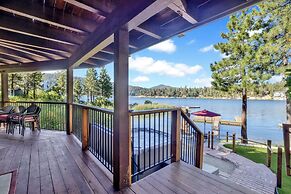Cove Lakefront Chalet #2098