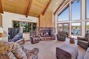 Cove Lakefront Chalet #2098