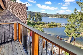 Cove Lakefront Chalet #2098