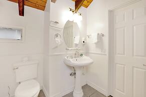 The Cozy Cottage#2384