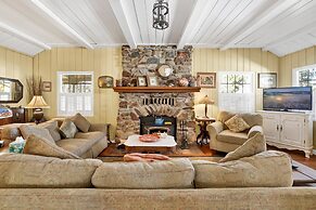 THE Winding Lane House EST 1932 #2360