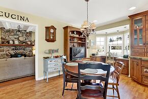 THE Winding Lane House EST 1932 #2360