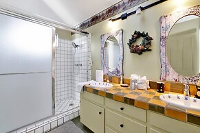 THE Winding Lane House EST 1932 #2360