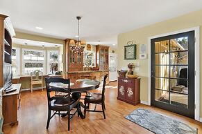 THE Winding Lane House EST 1932 #2360