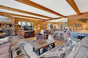 Mockingbird Mountain Getaway #2380