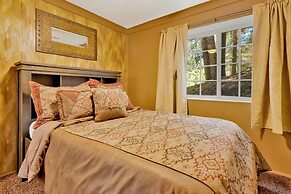 Club View Pines #2105